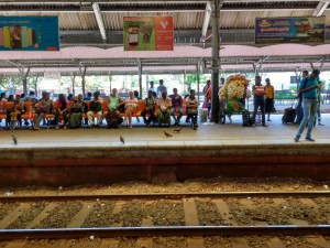 Bailando en Anuradhapura