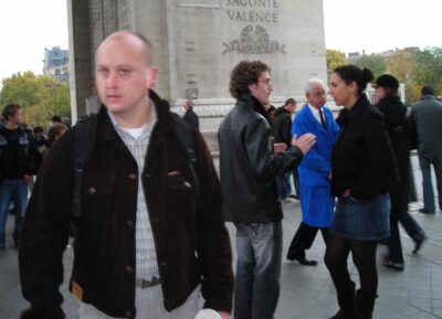Arc de Triomphe y los nombres de batallas grabados