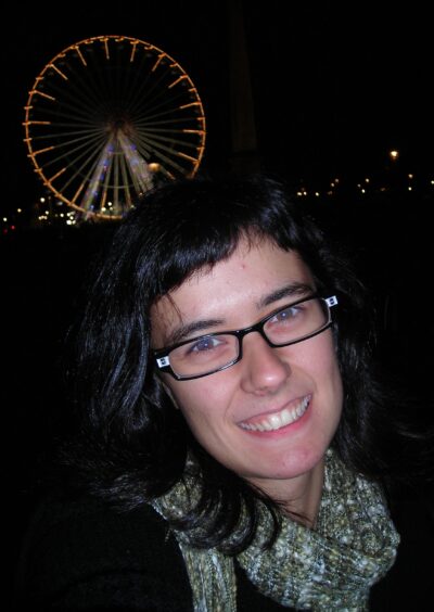 Paseo nocturno por el Sena, puentes y monumentos iluminados