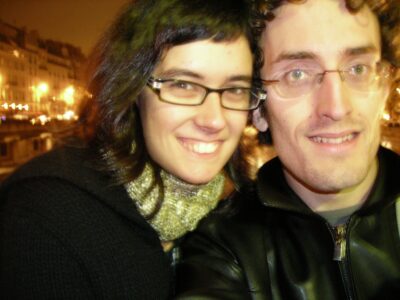 Paseo nocturno por el Sena, puentes y monumentos iluminados