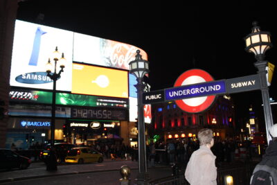 Piccadilly Circus — Underground