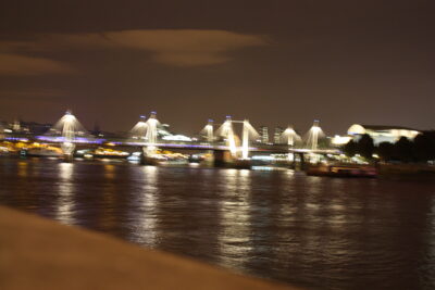 Hungerford / Golden Jubilee Bridges de noche