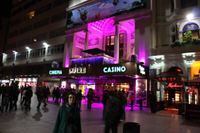 Empire Casino & Cinema — Leicester Square (publicidad UP)