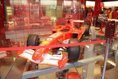 Ferrari Store — F1 Vodafone