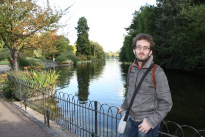 St James's Park — lago con sauces