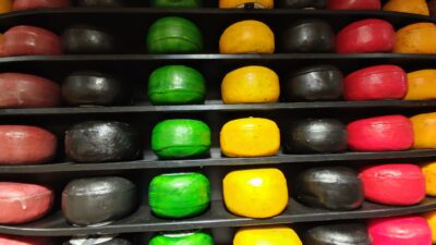 Tienda de queso Gouda — ruedas de cera