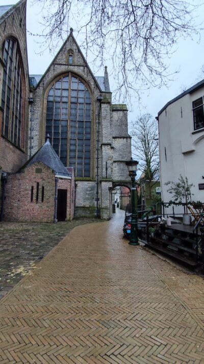 Trasera/lateral de Sint-Janskerk, Gouda