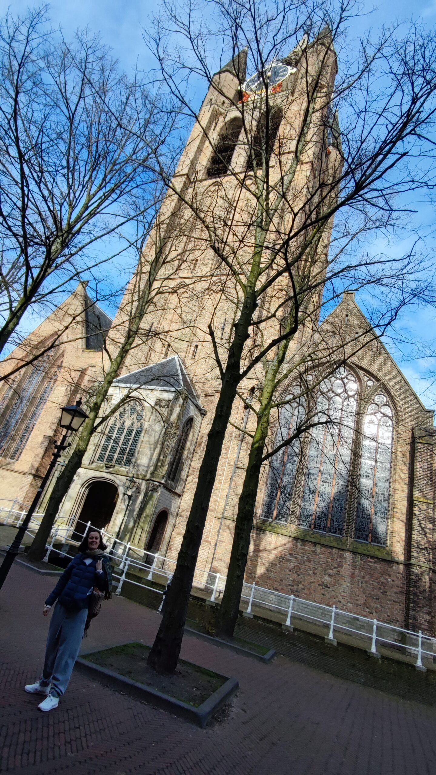 Delft — Oude Kerk (torre inclinada)