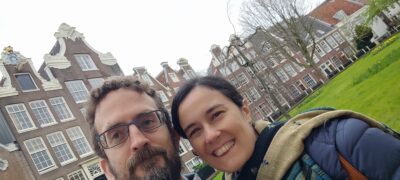 Amsterdam — Begijnhof (selfie en patio interior)