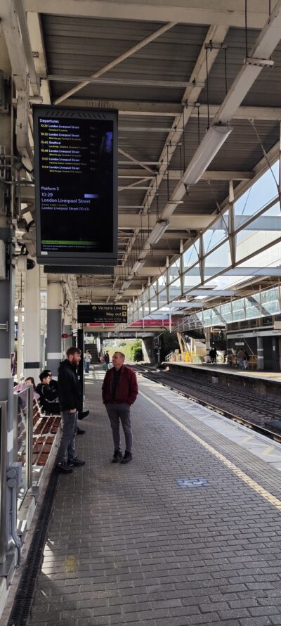 Londres 26 oct 2025 — 10