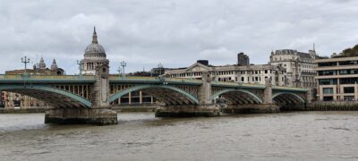 Londres 26 oct 2025 — 63