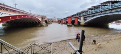 Londres 26 oct 2025 — 74