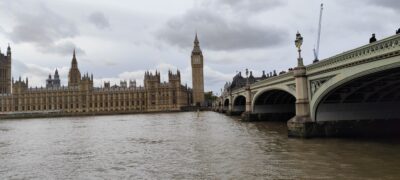 Londres 26 oct 2025 — 103