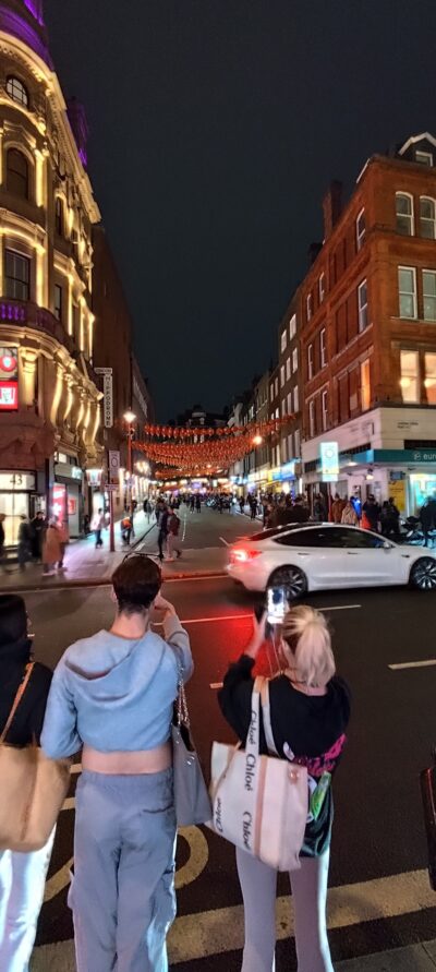 Londres 26 oct 2025 — 190