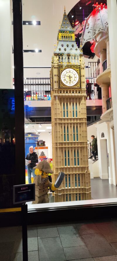 Londres 26 oct 2025 — 199