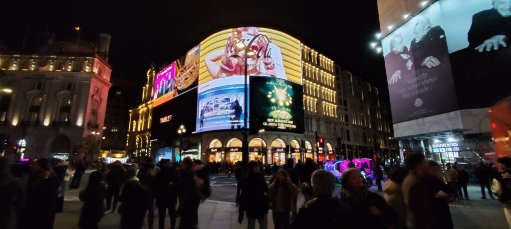Londres 26 oct 2025 — 214