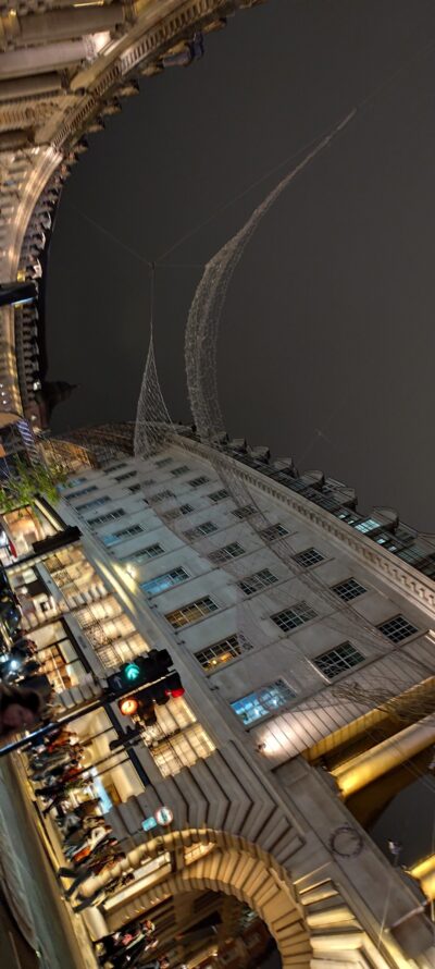 Londres 26 oct 2025 — 221