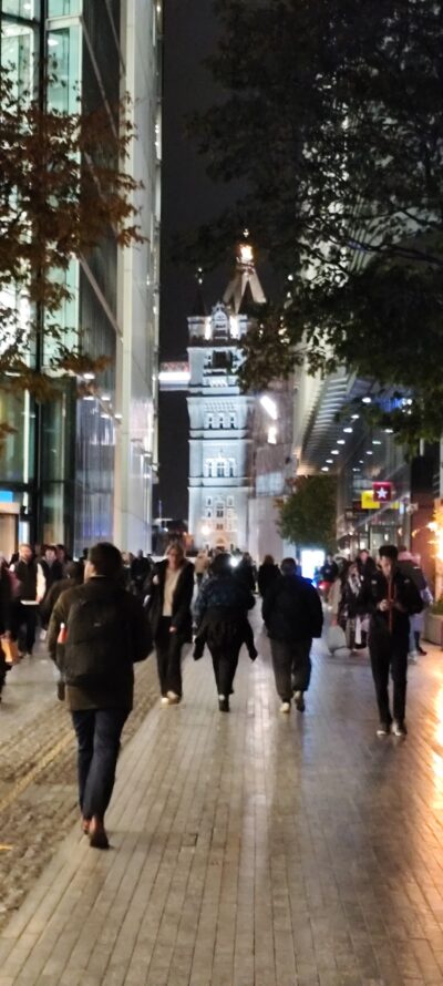 Londres 27 oct 2025 — 32