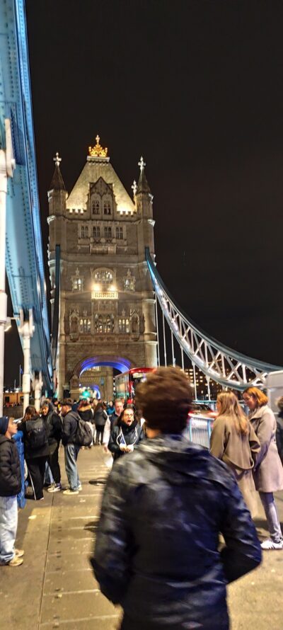 Londres 27 oct 2025 — 50