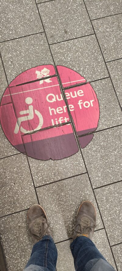 Londres 28 oct 2025 — 35