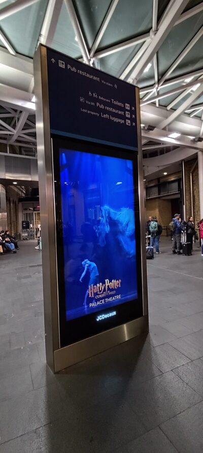 Londres 28 oct 2025 — 45
