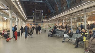 Londres 28 oct 2025 — 58
