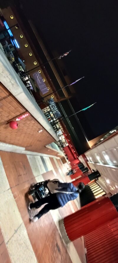 Londres 28 oct 2025 — 63