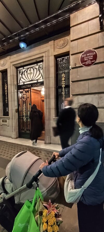 Londres 28 oct 2025 — 103