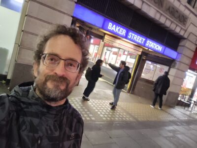 Londres 28 oct 2025 — 104