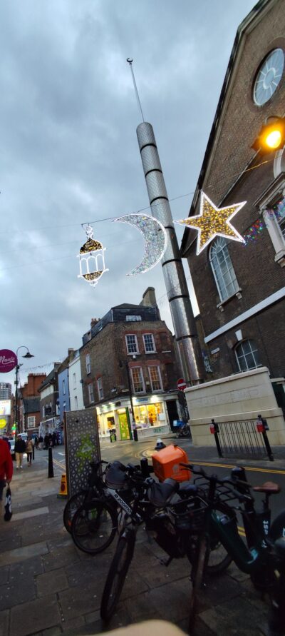 Londres 31 oct 2025 — 145