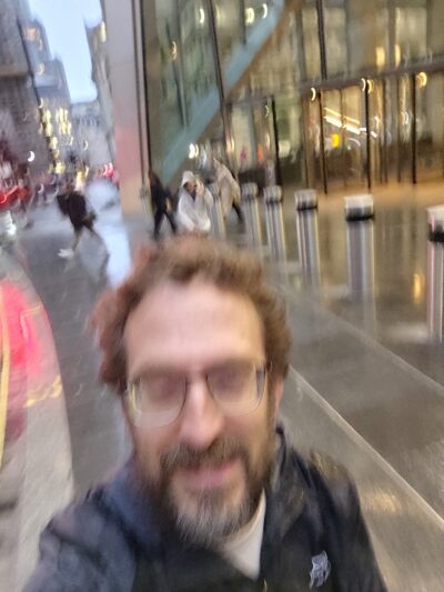 Londres 31 oct 2025 — 151