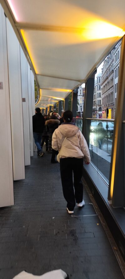 Londres 31 oct 2025 — 153