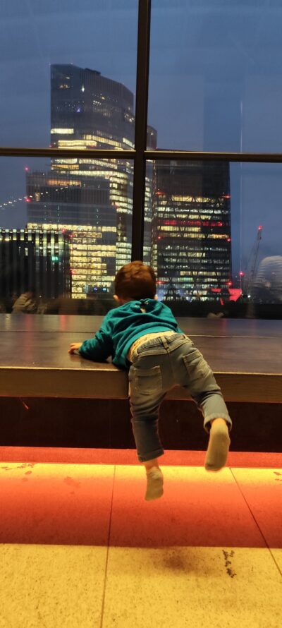 Londres 31 oct 2025 — 177