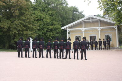 Slottsparken — guardias del Palacio Real