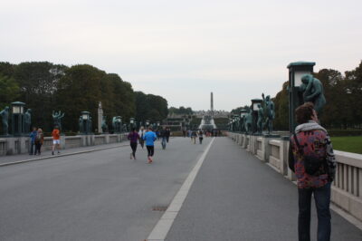 Vigelandsparken — Puente con esculturas (Broen)