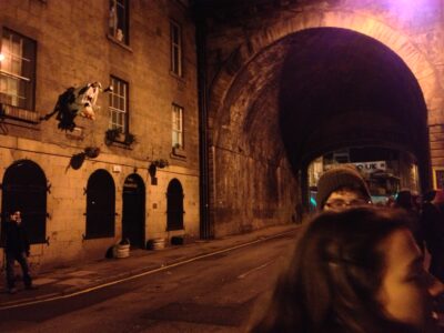 Cowgate bajo South Bridge