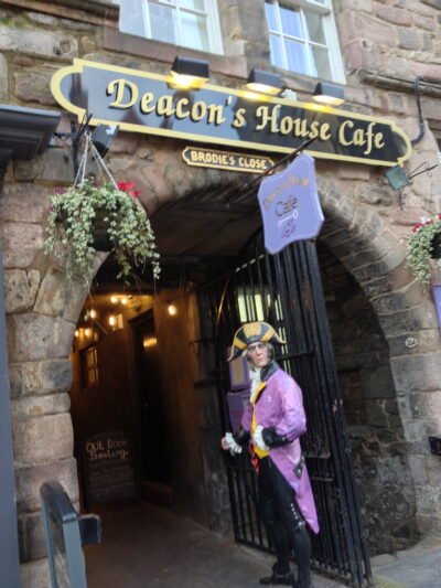Deacon's House Café (Brodie's Close)