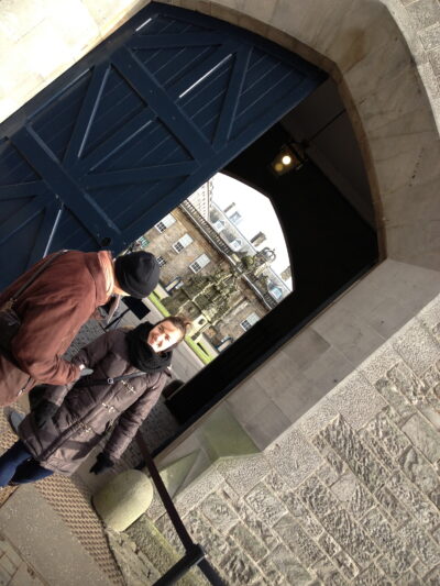 Folleto Palace of Holyroodhouse con Isabel II