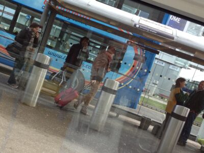 Edinburgh Airport — Airlink bus de vuelta