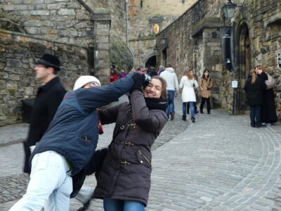 Edinburgh Castle — escudo heráldico sobre la entrada