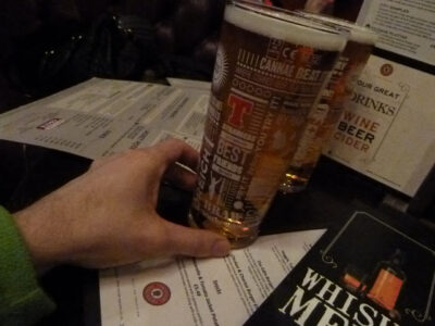 Pub — pinta de Tennent's Lager